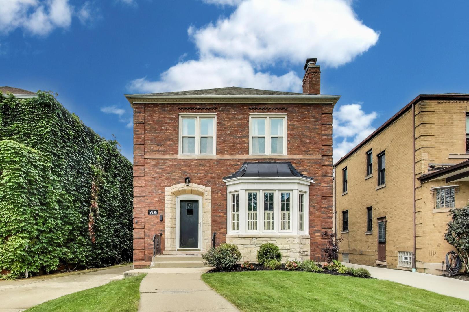 9336 S Leavitt Street, Chicago, IL 60643