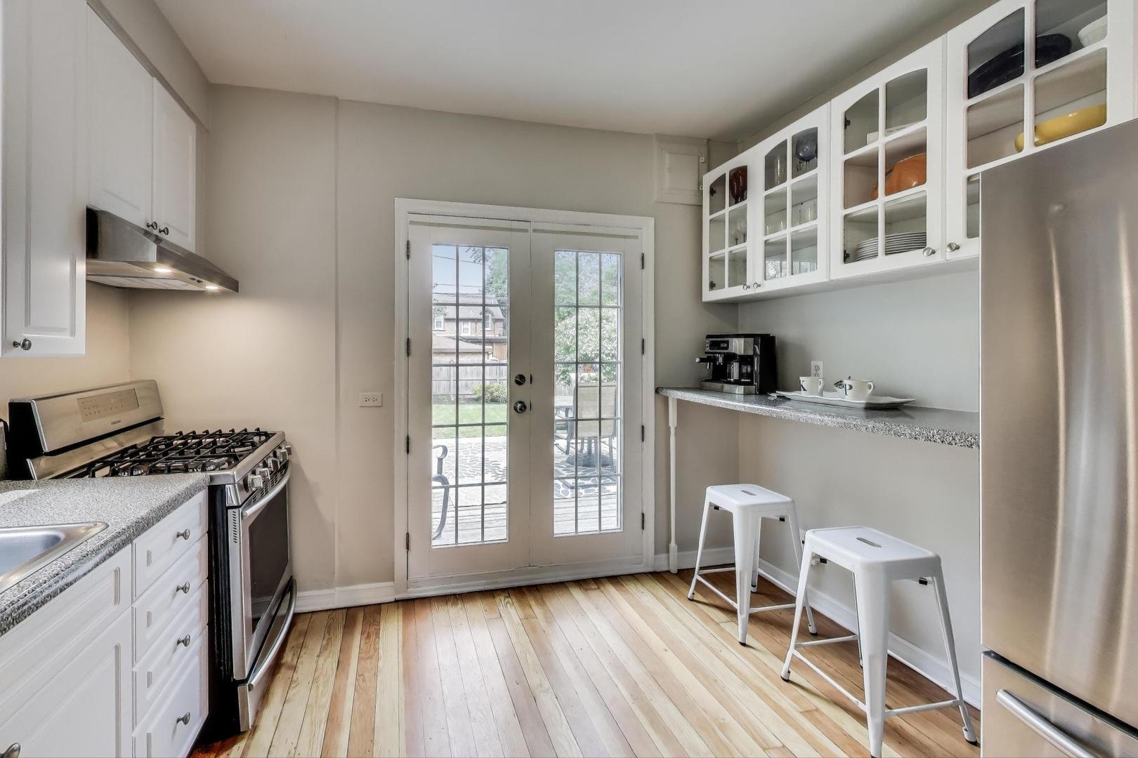 9336 S Leavitt Street, Chicago, IL 60643