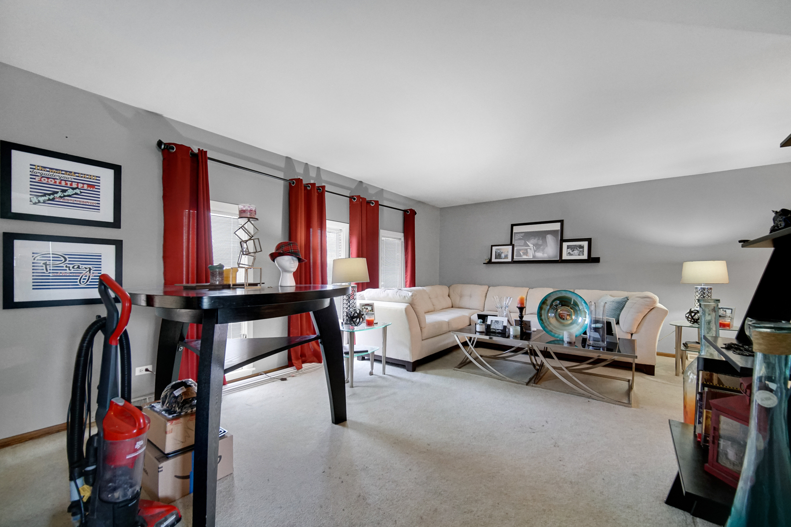 18443 Maple Street, Lansing, IL 60438