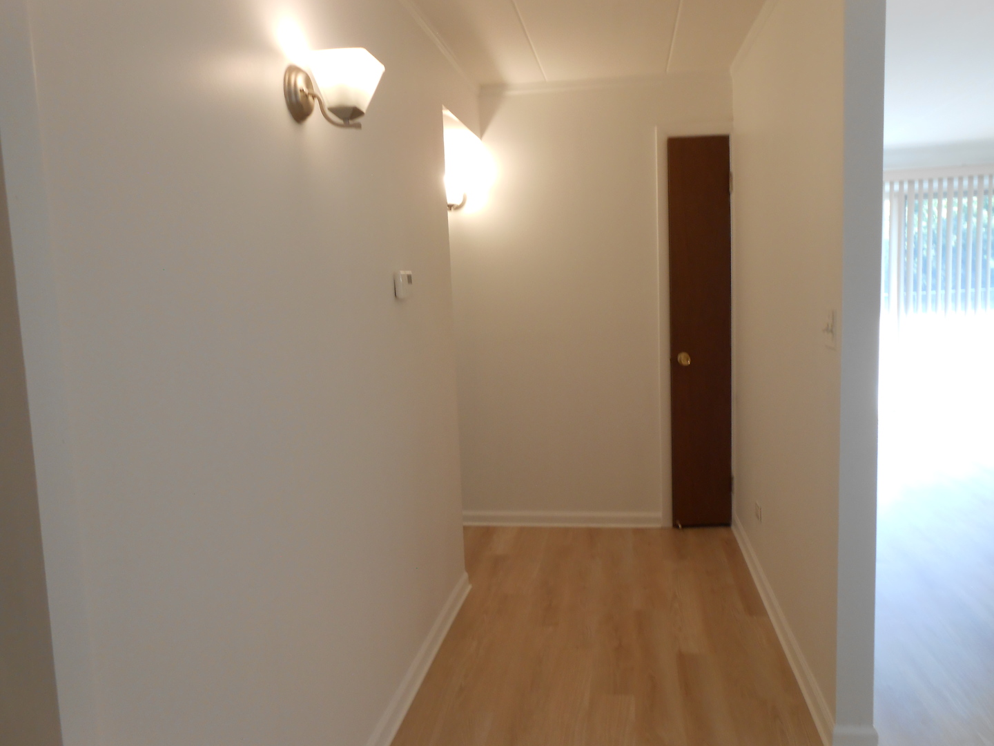 6330 N LINCOLN Avenue #2A, Morton Grove, IL 60053