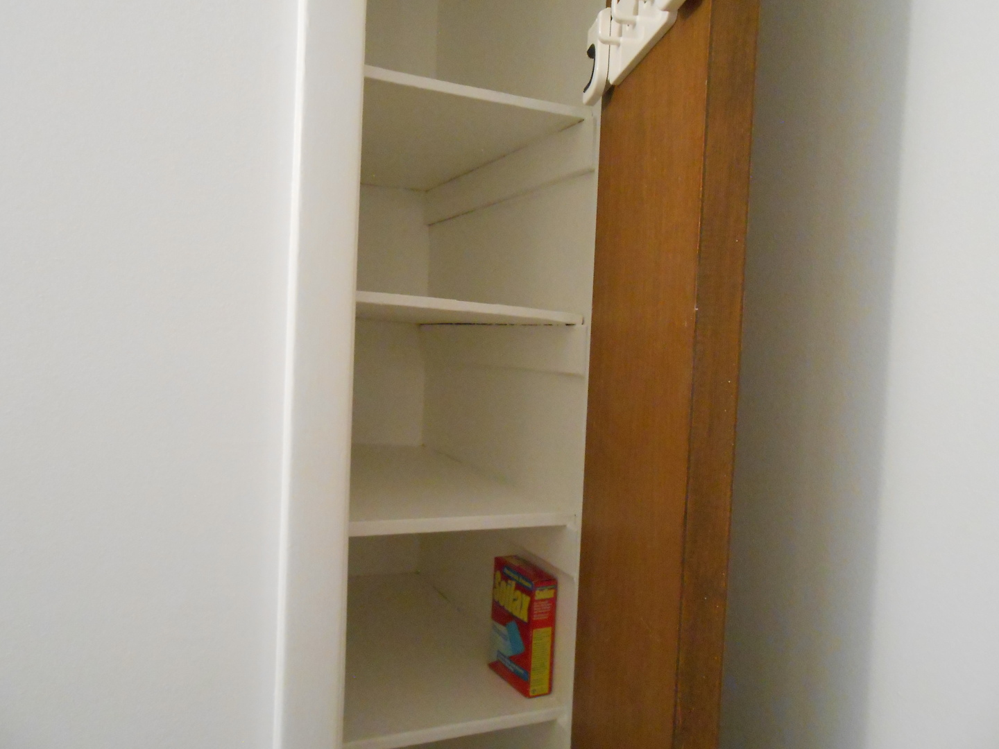 6330 N LINCOLN Avenue #2A, Morton Grove, IL 60053