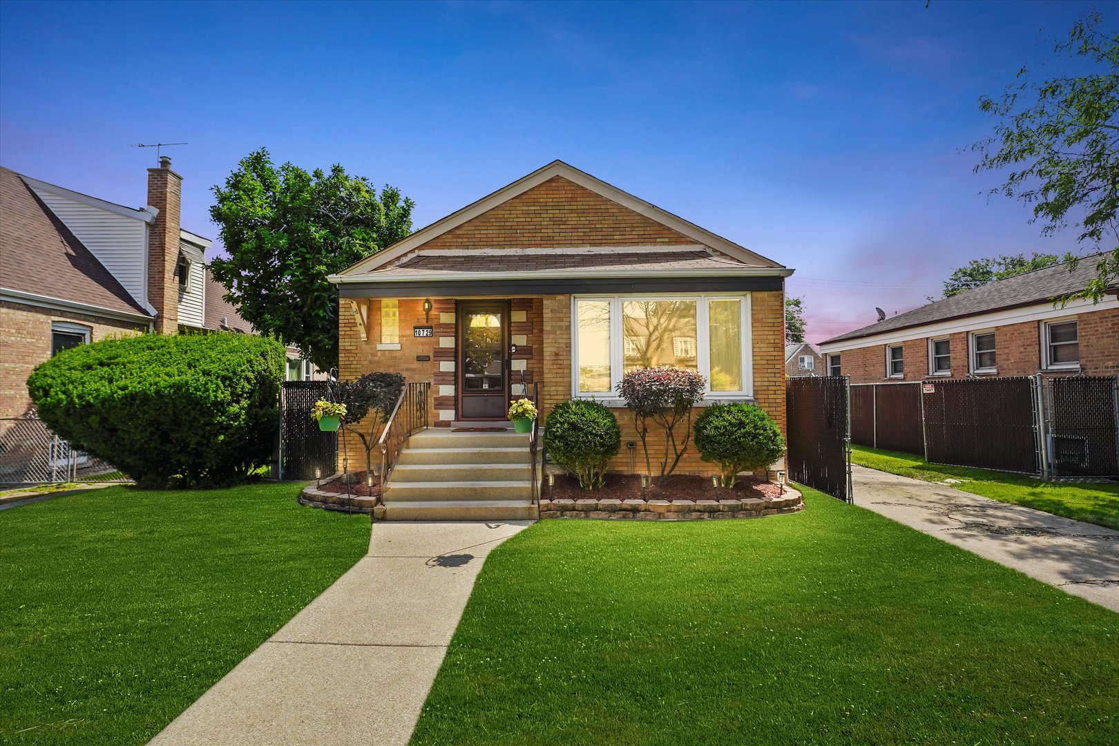 10729 S Central Park Avenue, Chicago, IL 60655