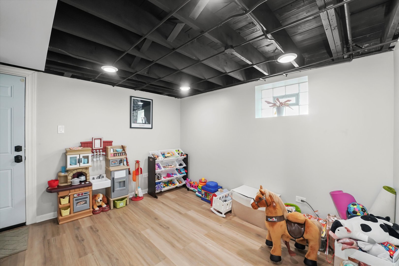 10729 S Central Park Avenue, Chicago, IL 60655