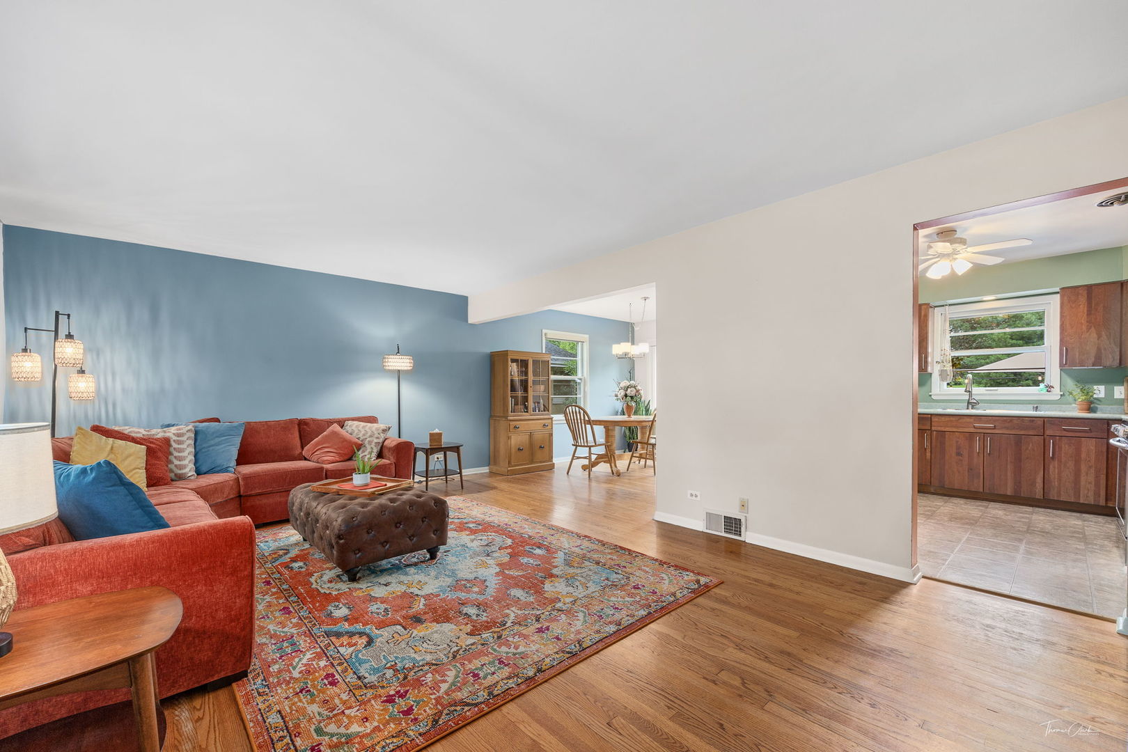 4823 Florence Avenue, Downers Grove, IL 60515