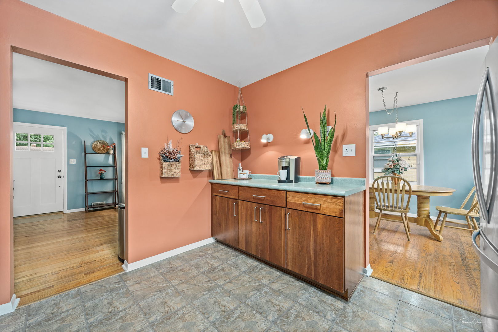 4823 Florence Avenue, Downers Grove, IL 60515