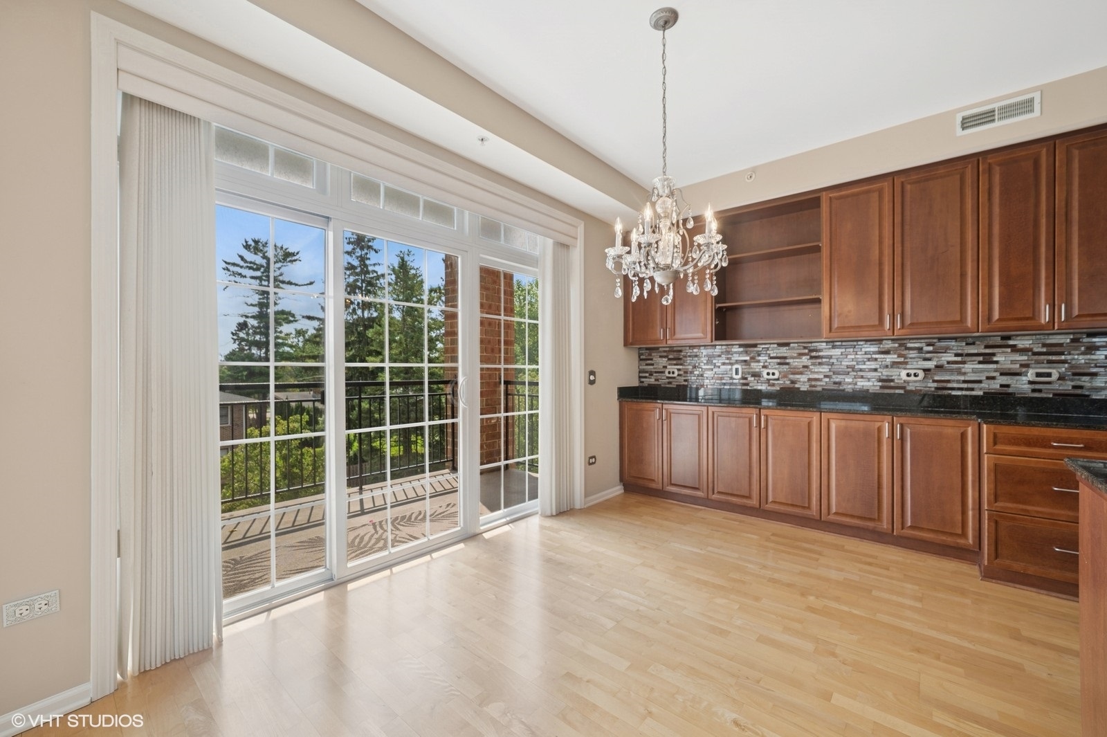 435 W Wood Street #307A, Palatine, IL 60067