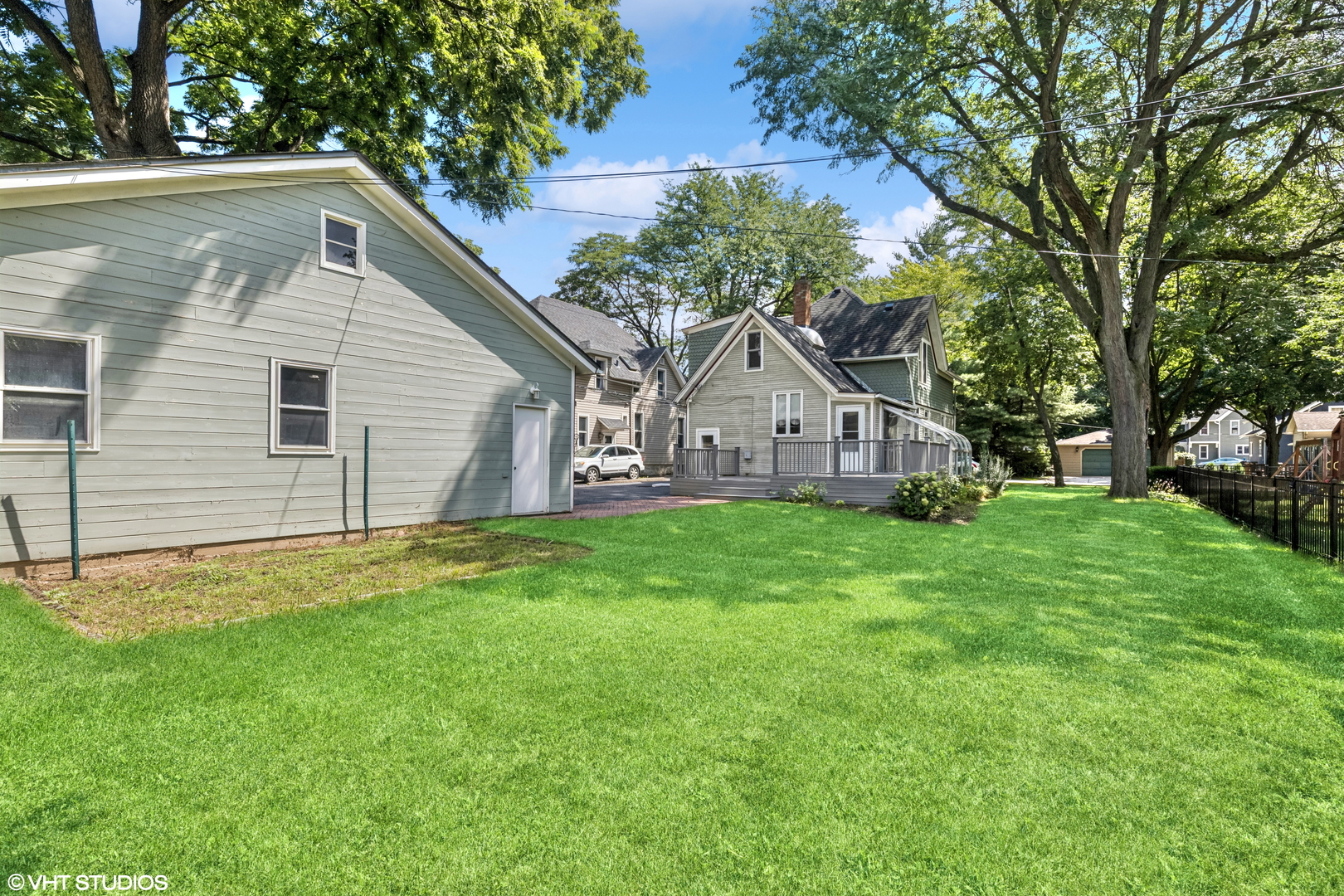 214 S 7th Street, West Dundee, IL 60118