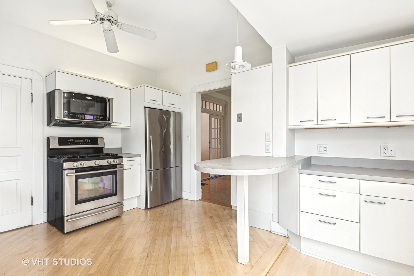 214 S 7th Street, West Dundee, IL 60118
