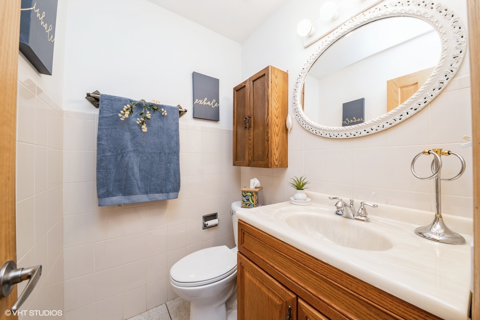 536 Eagle View Drive, Carol Stream, IL 60188