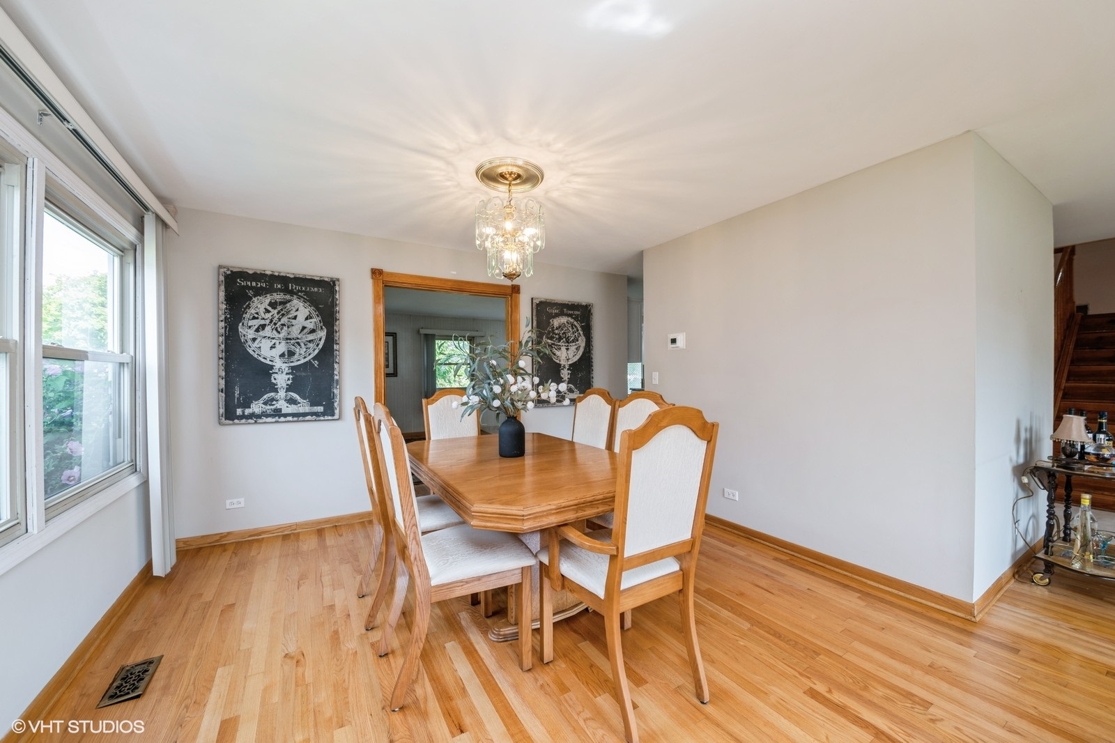 536 Eagle View Drive, Carol Stream, IL 60188