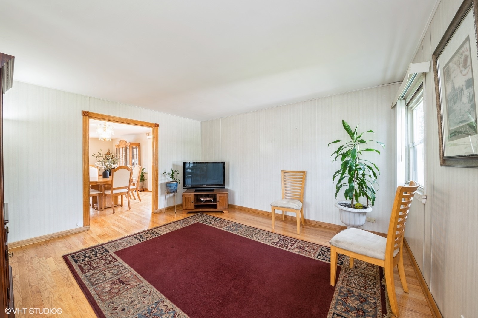 536 Eagle View Drive, Carol Stream, IL 60188