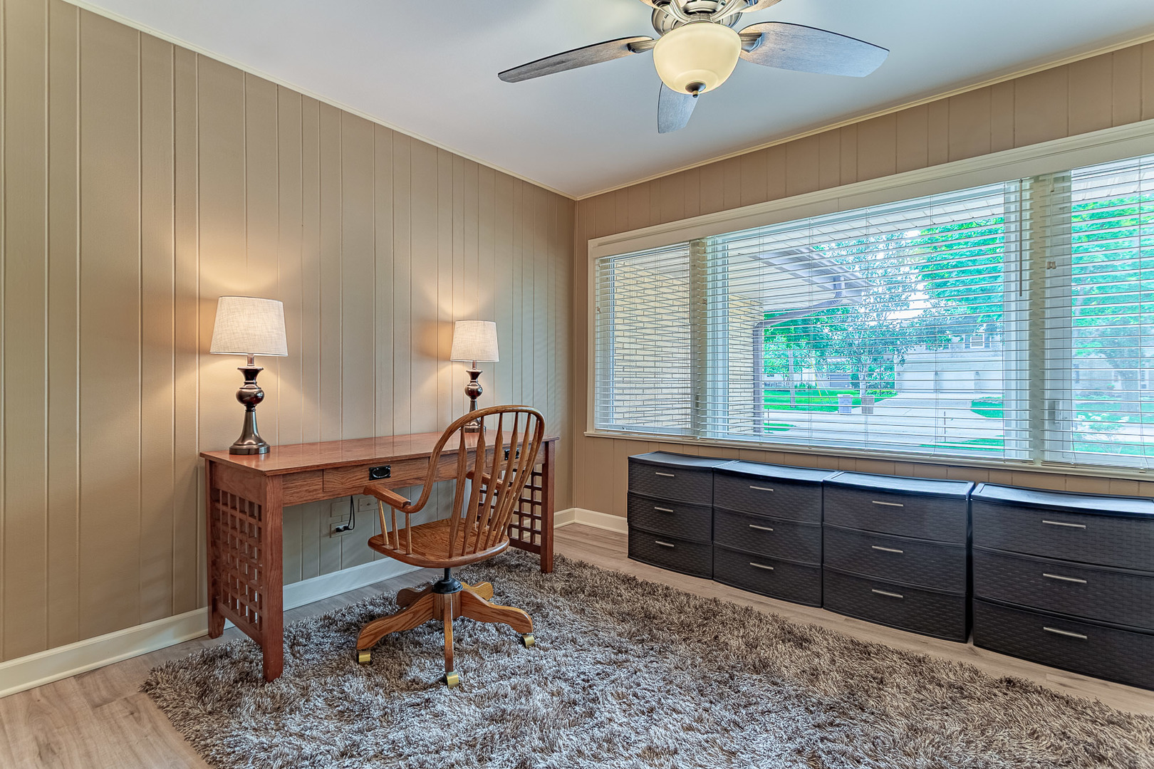 711 E Greenview Road, Itasca, IL 60143