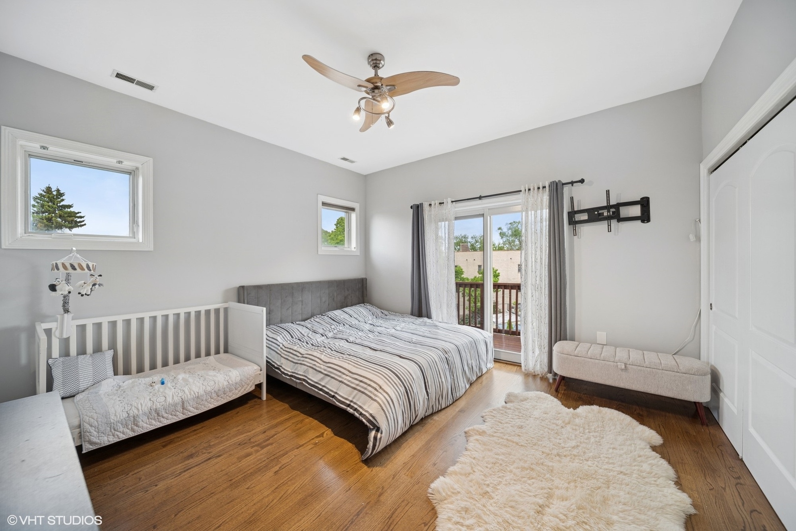 6065 N Ridge Avenue #3, Chicago, IL 60660