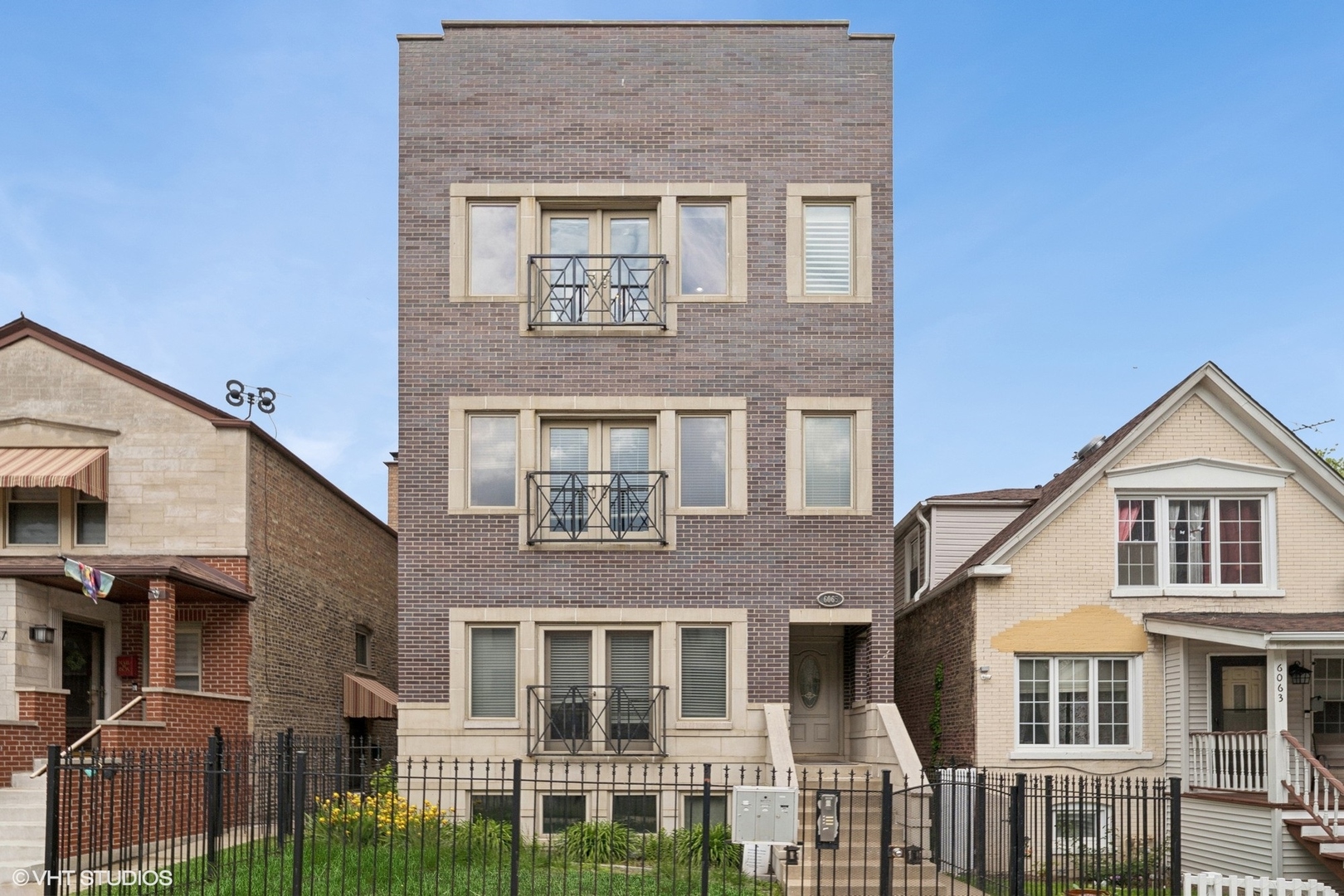6065 N Ridge Avenue #3, Chicago, IL 60660