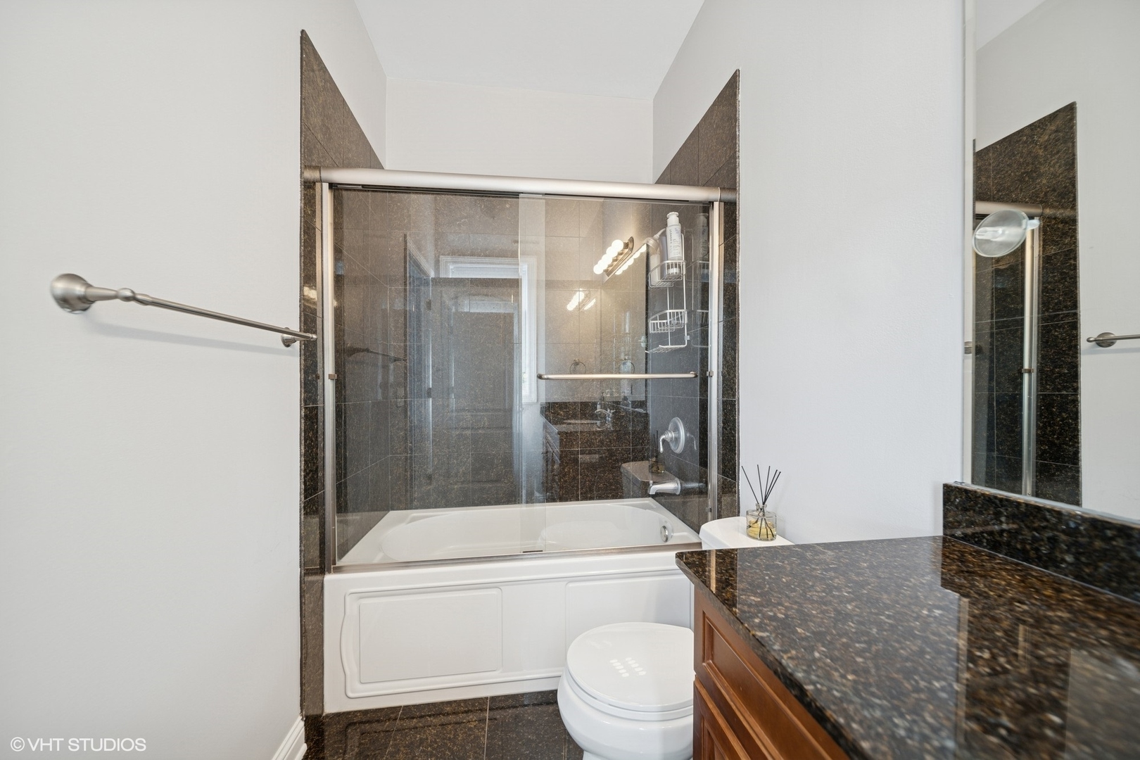 6065 N Ridge Avenue #3, Chicago, IL 60660