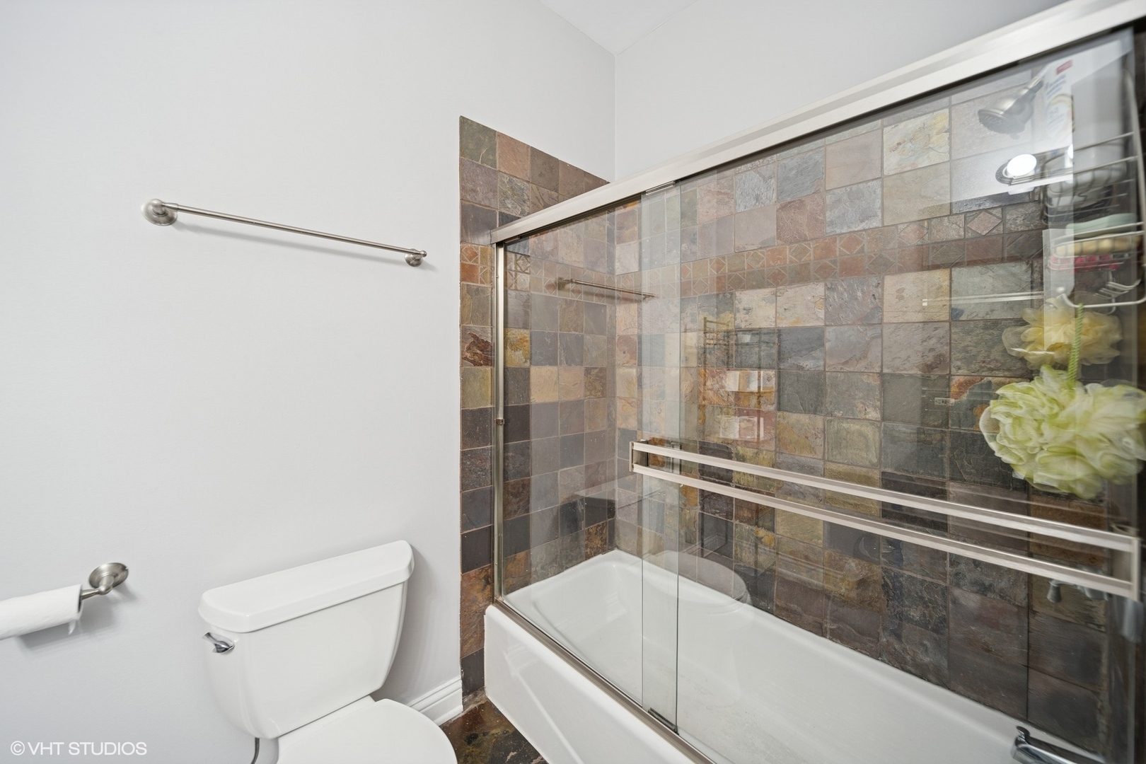 6065 N Ridge Avenue #3, Chicago, IL 60660