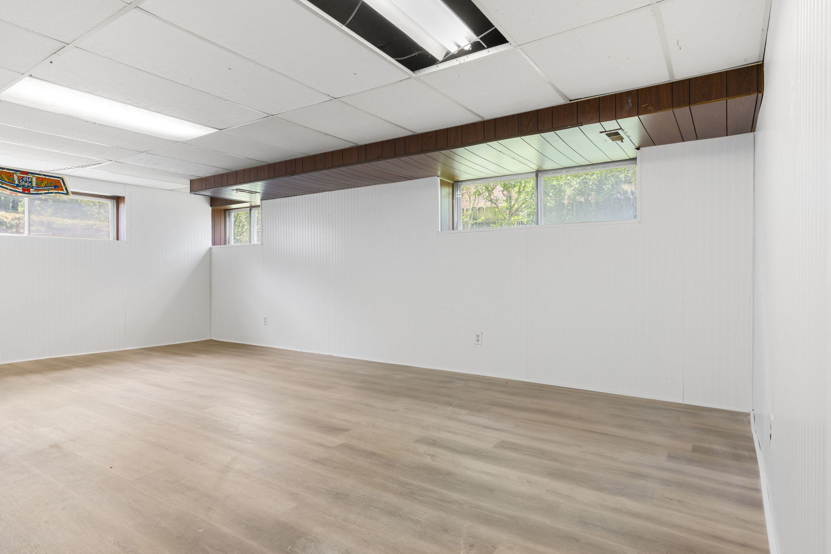 720 W Terrace Street, Villa Park, IL 60181