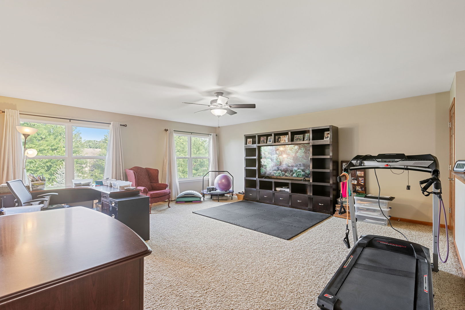 1717 Hoover Trail, McHenry, IL 60051