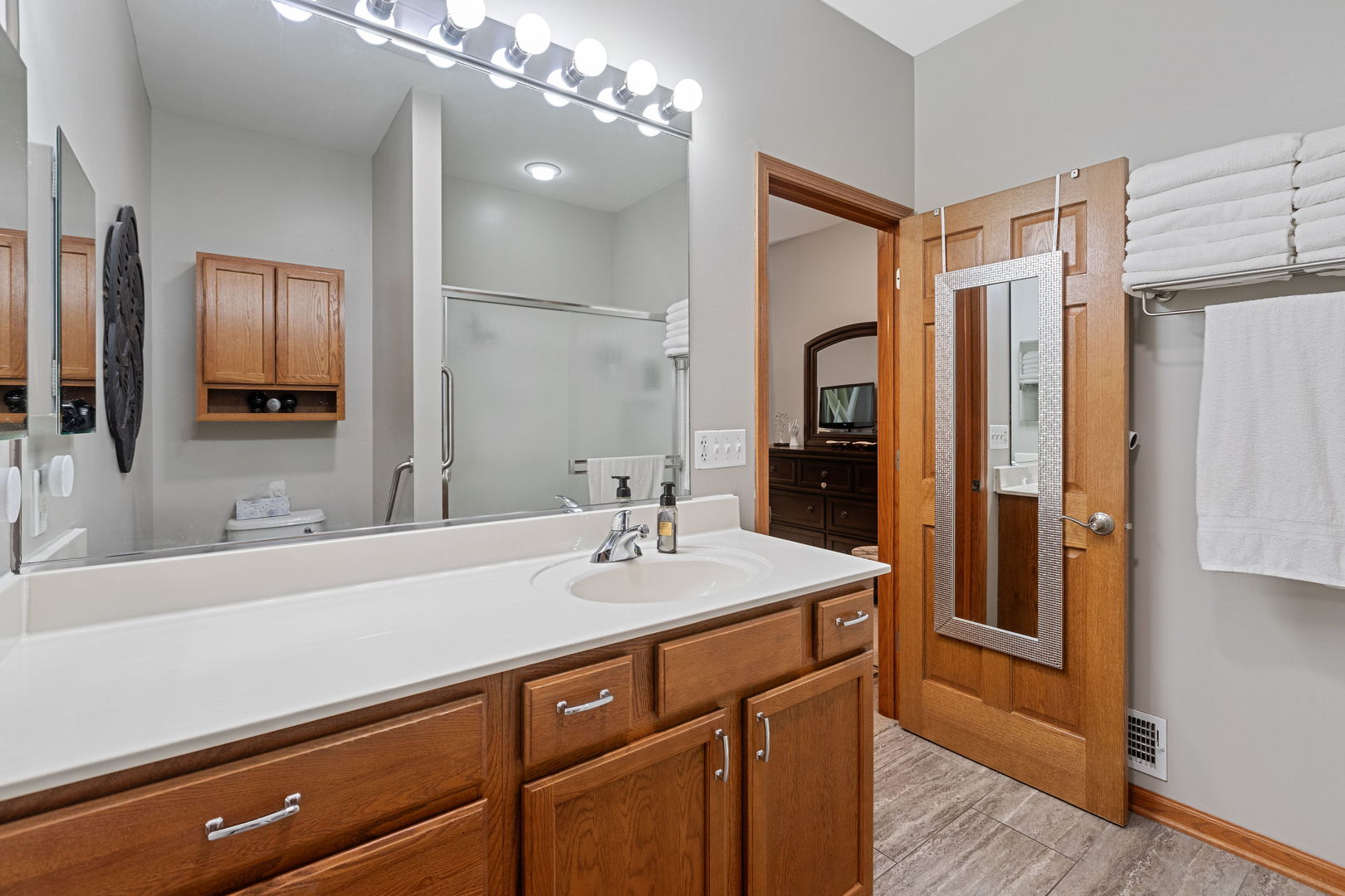 1717 Hoover Trail, McHenry, IL 60051