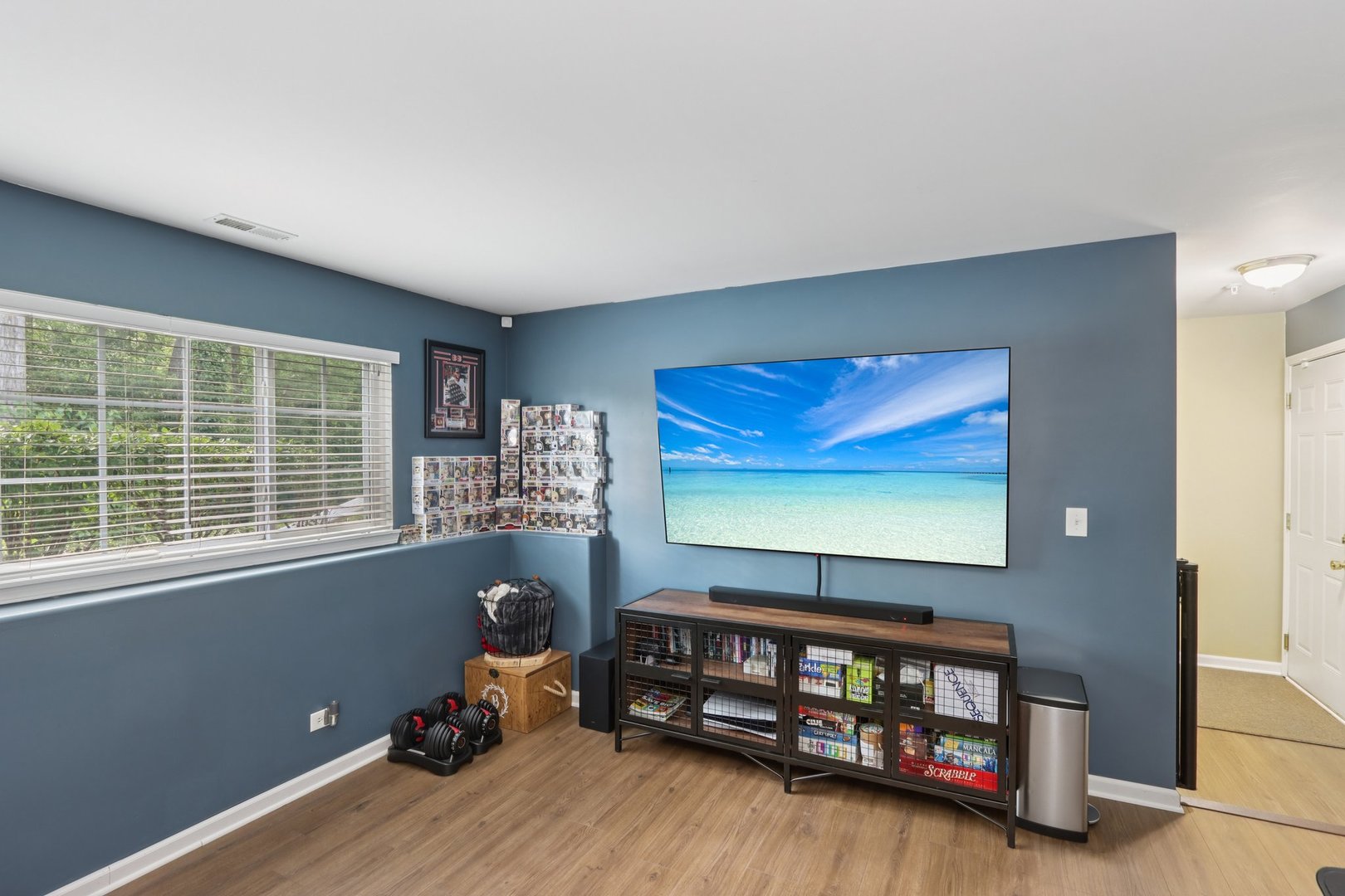 406 Cary Woods Circle, Cary, IL 60013