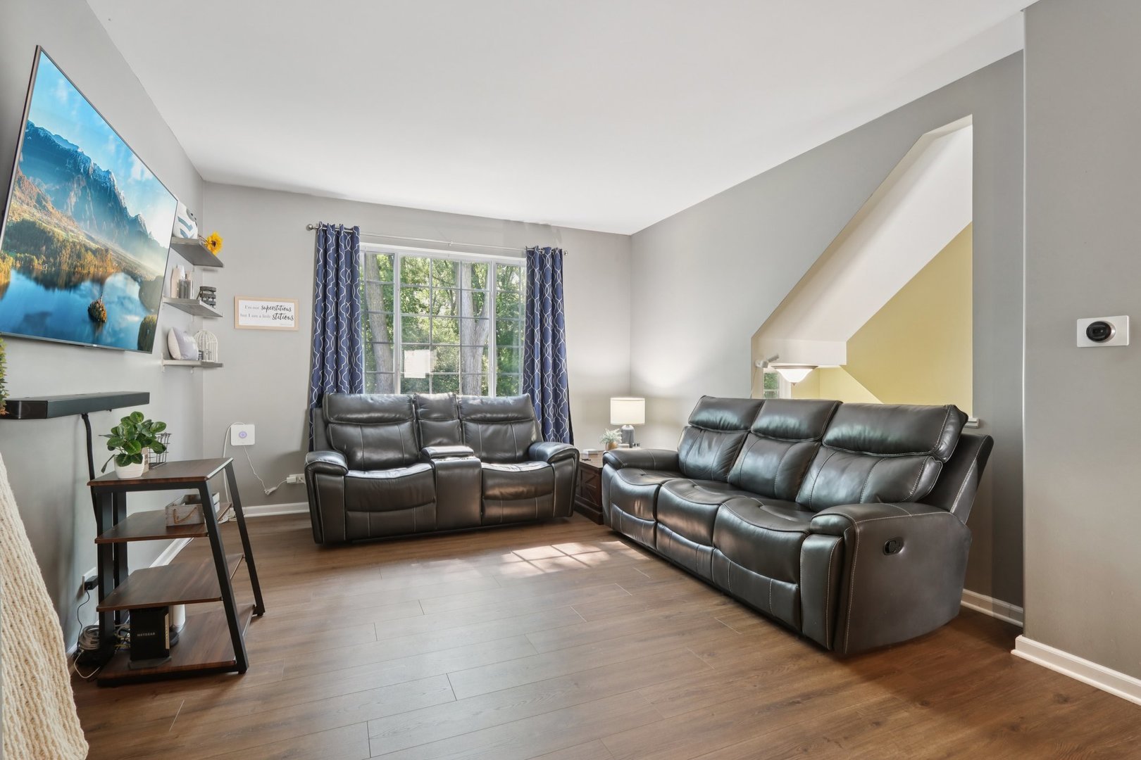406 Cary Woods Circle, Cary, IL 60013