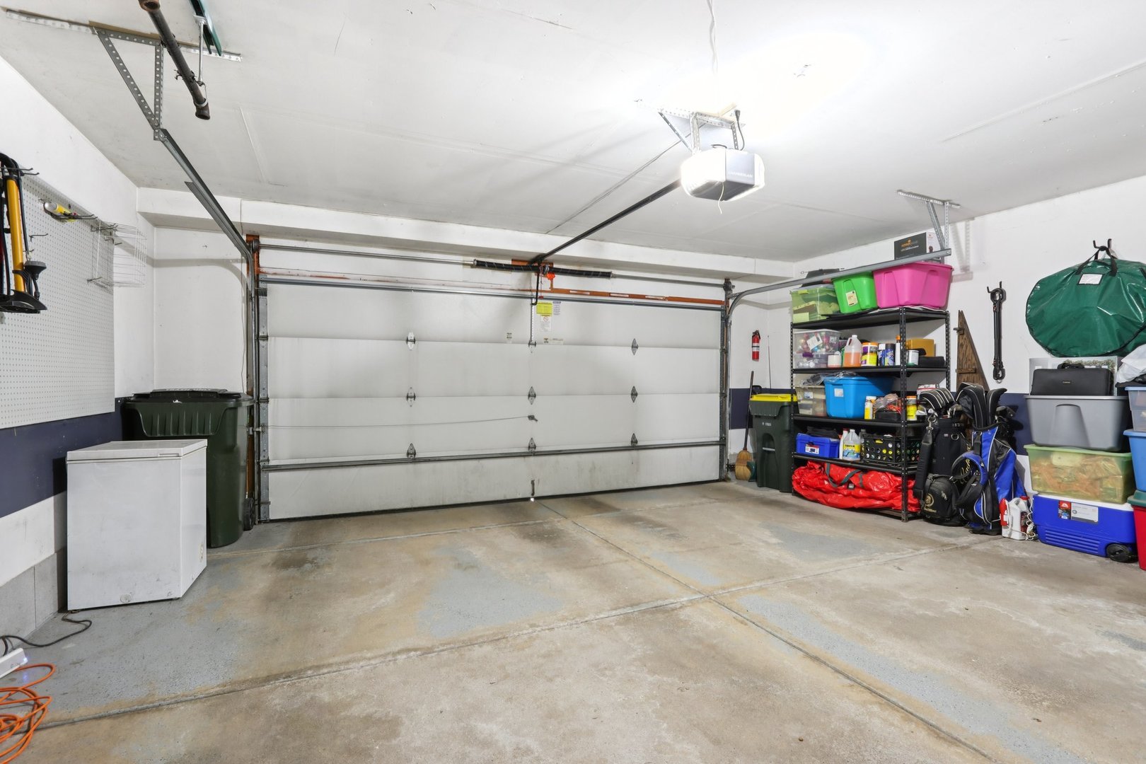 406 Cary Woods Circle, Cary, IL 60013