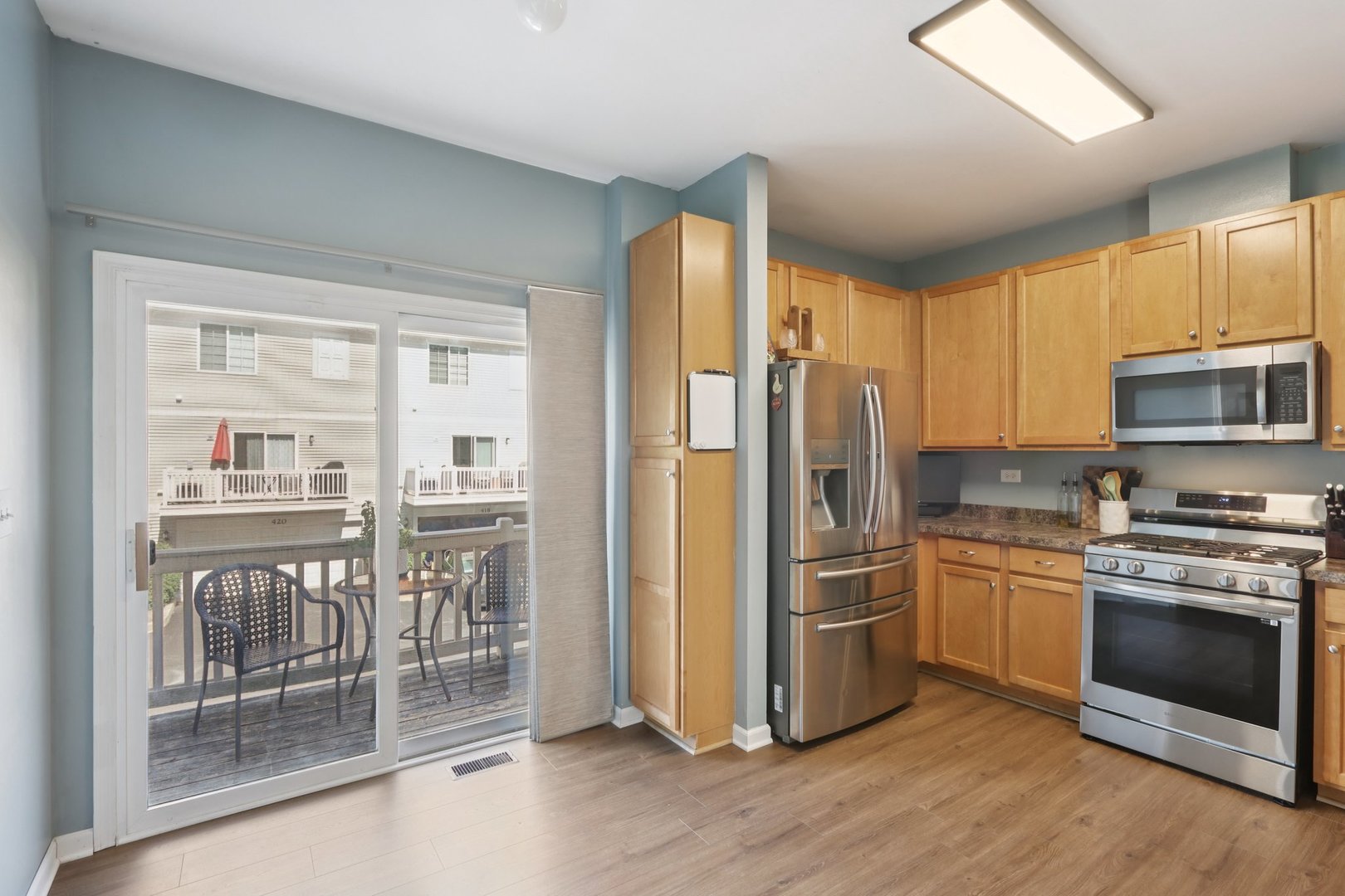 406 Cary Woods Circle, Cary, IL 60013
