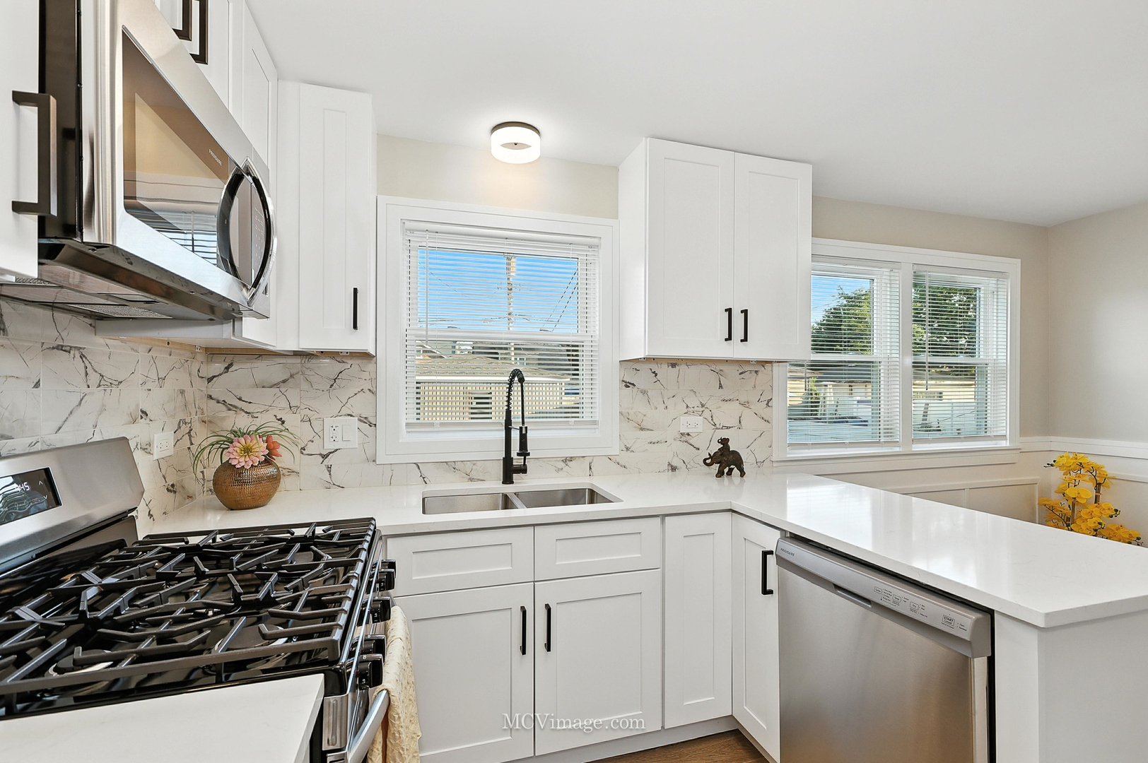5069 W Van Buren Street, Chicago, IL 60644