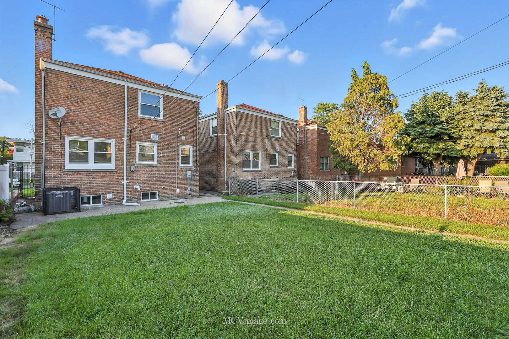 5069 W Van Buren Street, Chicago, IL 60644