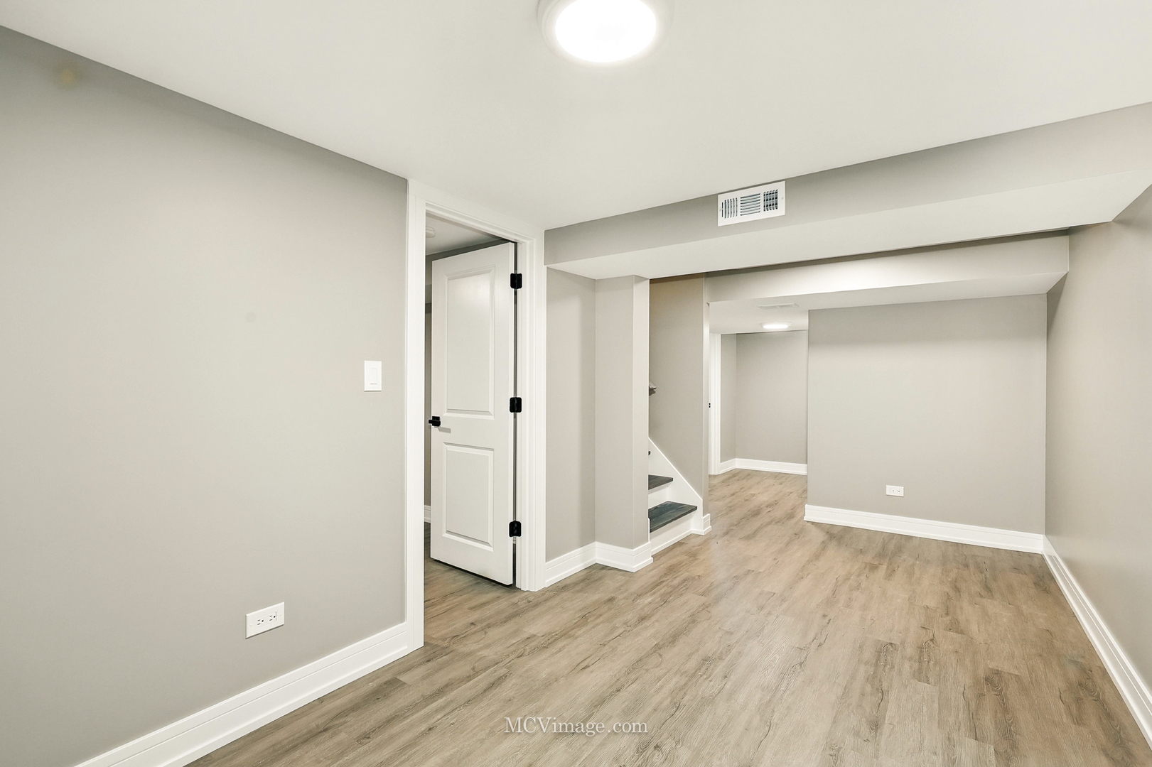 5069 W Van Buren Street, Chicago, IL 60644