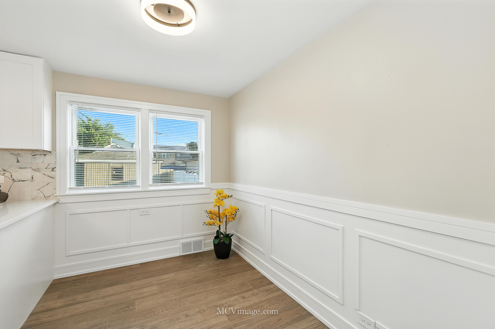 5069 W Van Buren Street, Chicago, IL 60644