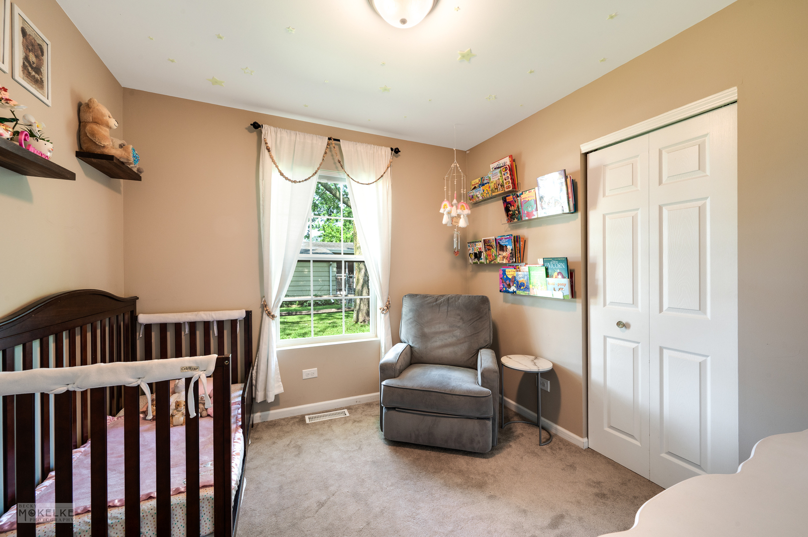 307 John Street, North Aurora, IL 60542