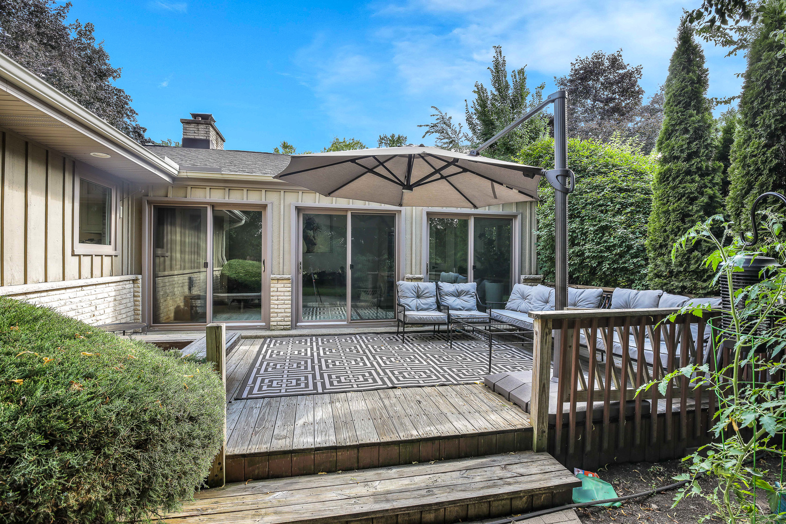 372 Longacres Lane, Palatine, IL 60067