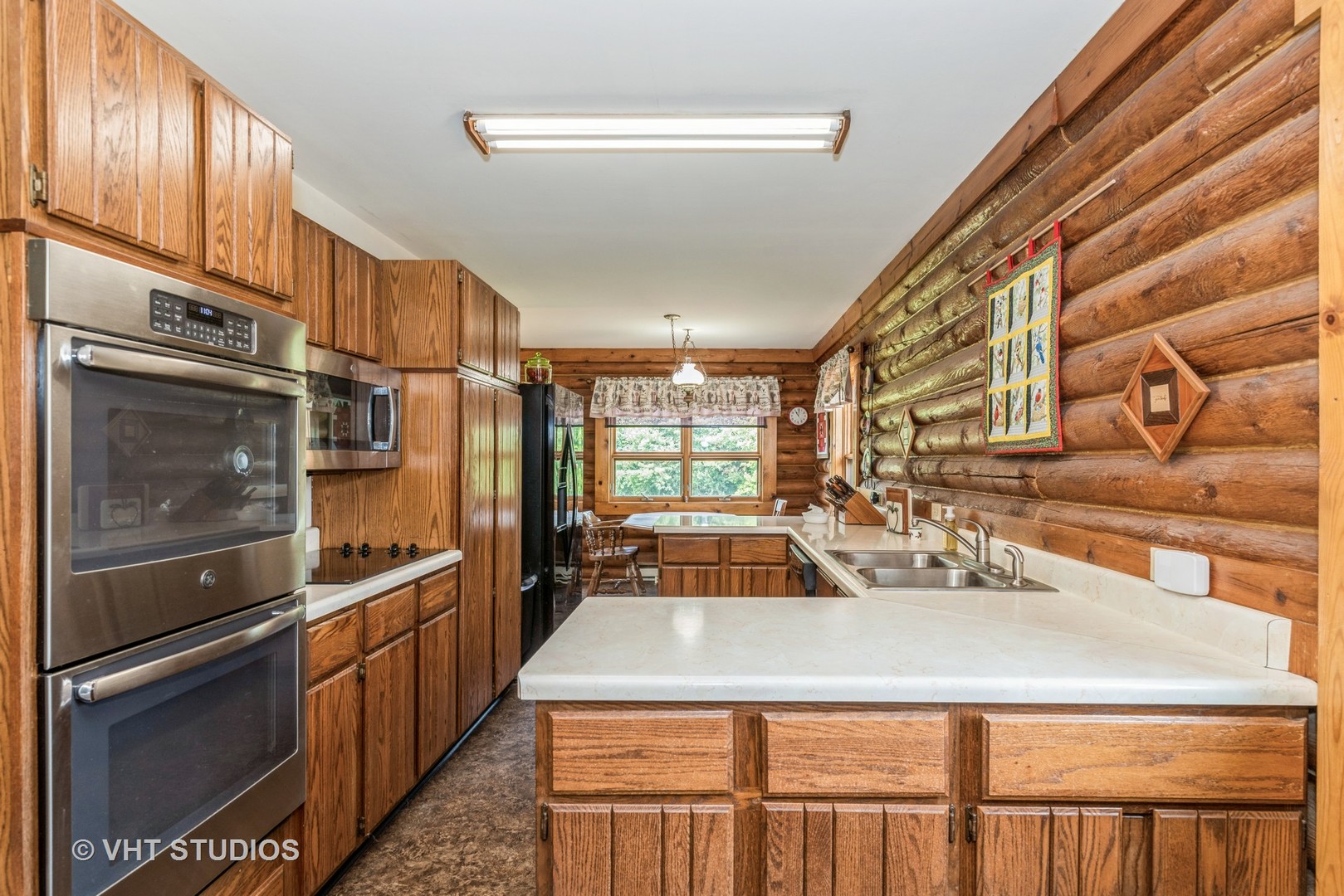 13530 W Adams Road, Wadsworth, IL 60083