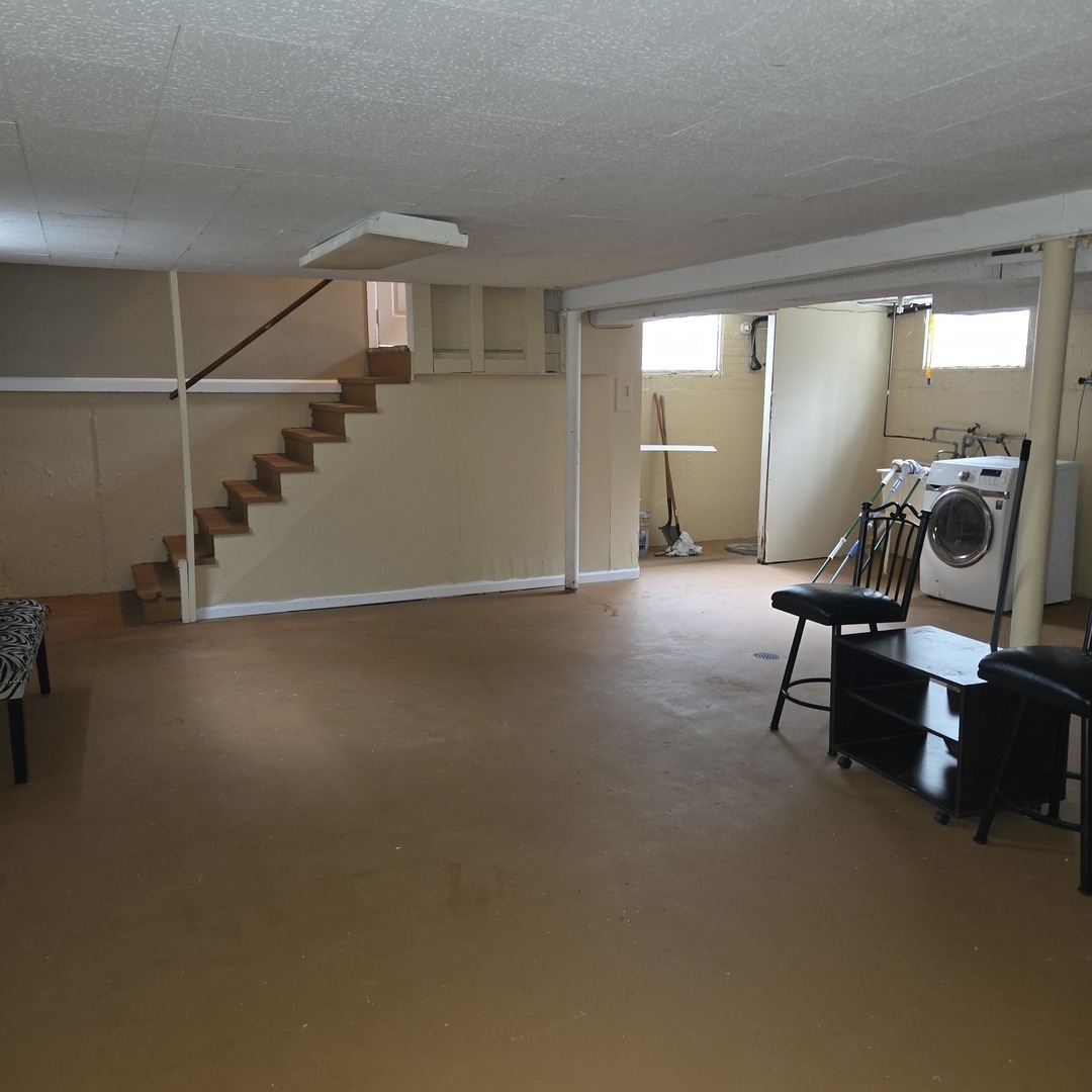 15603 Marshfield Avenue, Harvey, IL 60426