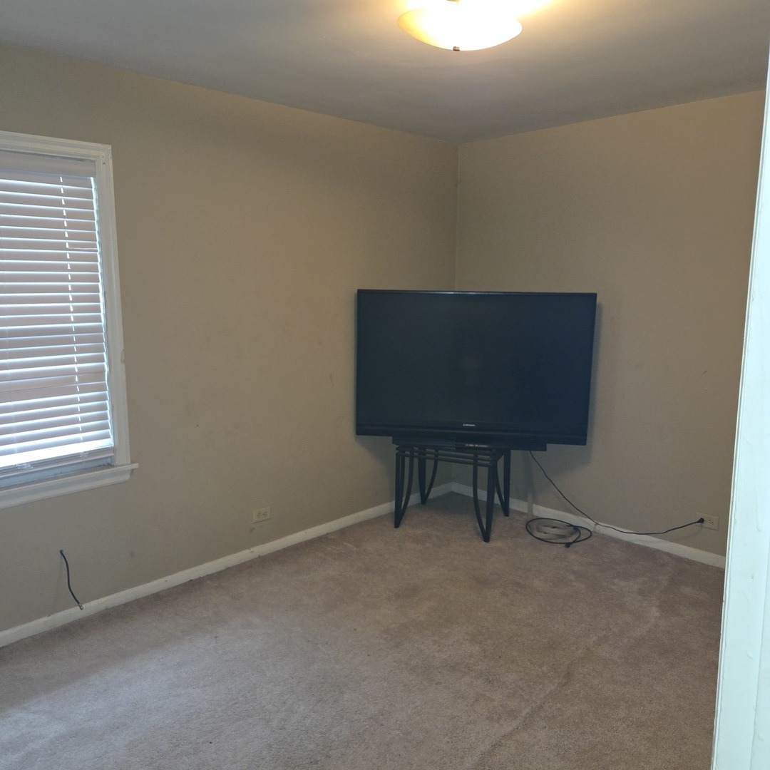 15603 Marshfield Avenue, Harvey, IL 60426