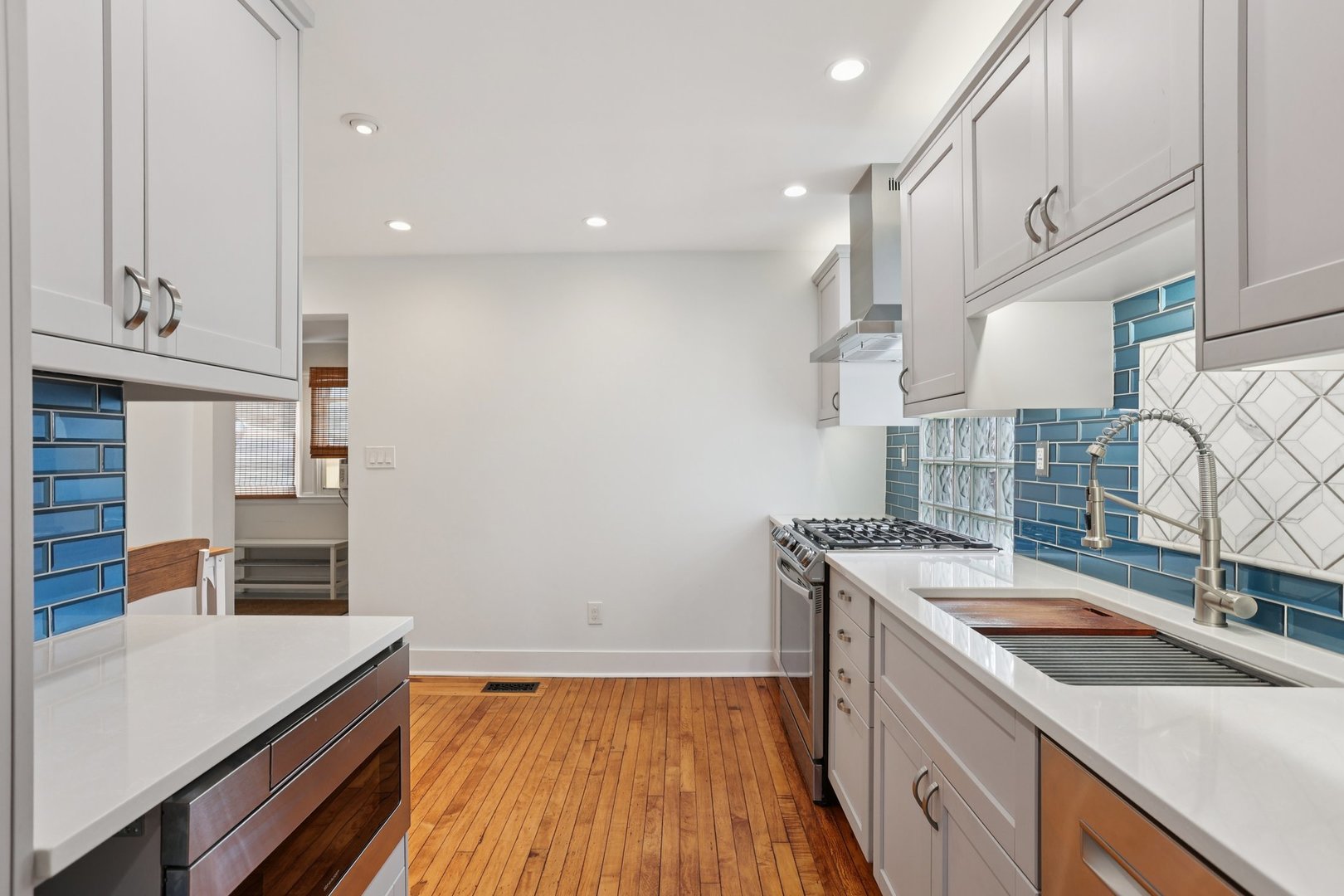 1313 Scoville Avenue, Berwyn, IL 60402