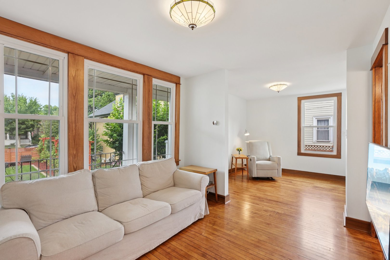1313 Scoville Avenue, Berwyn, IL 60402