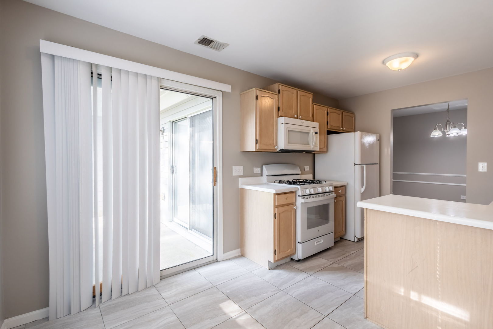 216 Westminster Court #5A, Schaumburg, IL 60193