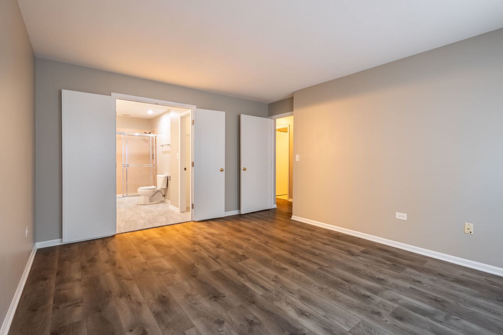 216 Westminster Court #5A, Schaumburg, IL 60193