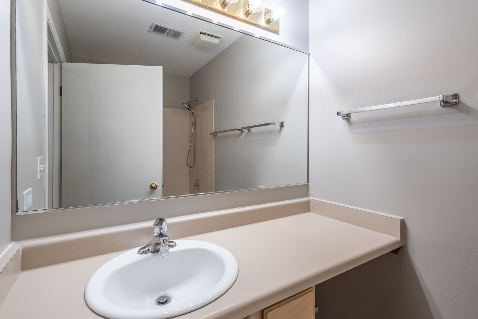 216 Westminster Court #5A, Schaumburg, IL 60193
