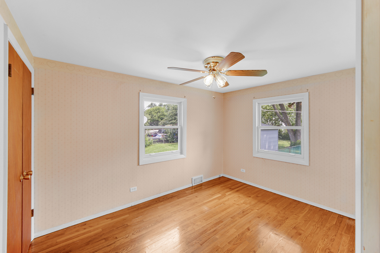3909 Williams Street, Downers Grove, IL 60515