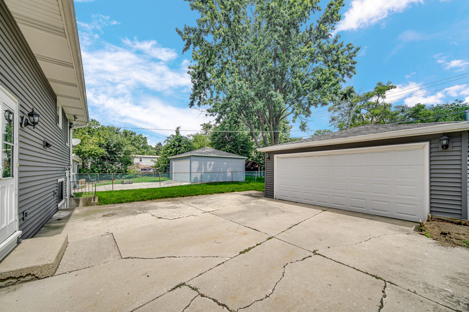 3909 Williams Street, Downers Grove, IL 60515