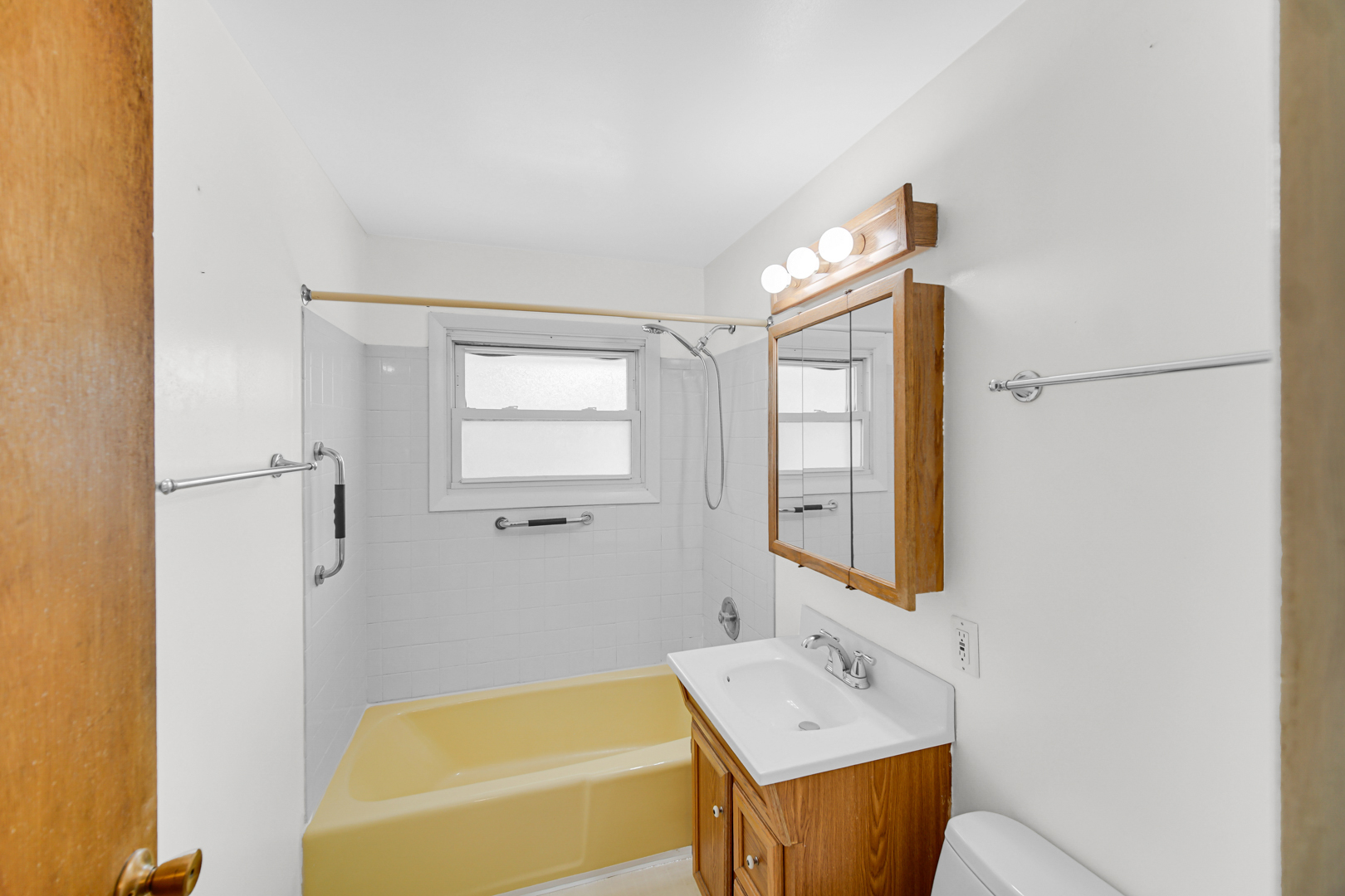 3909 Williams Street, Downers Grove, IL 60515