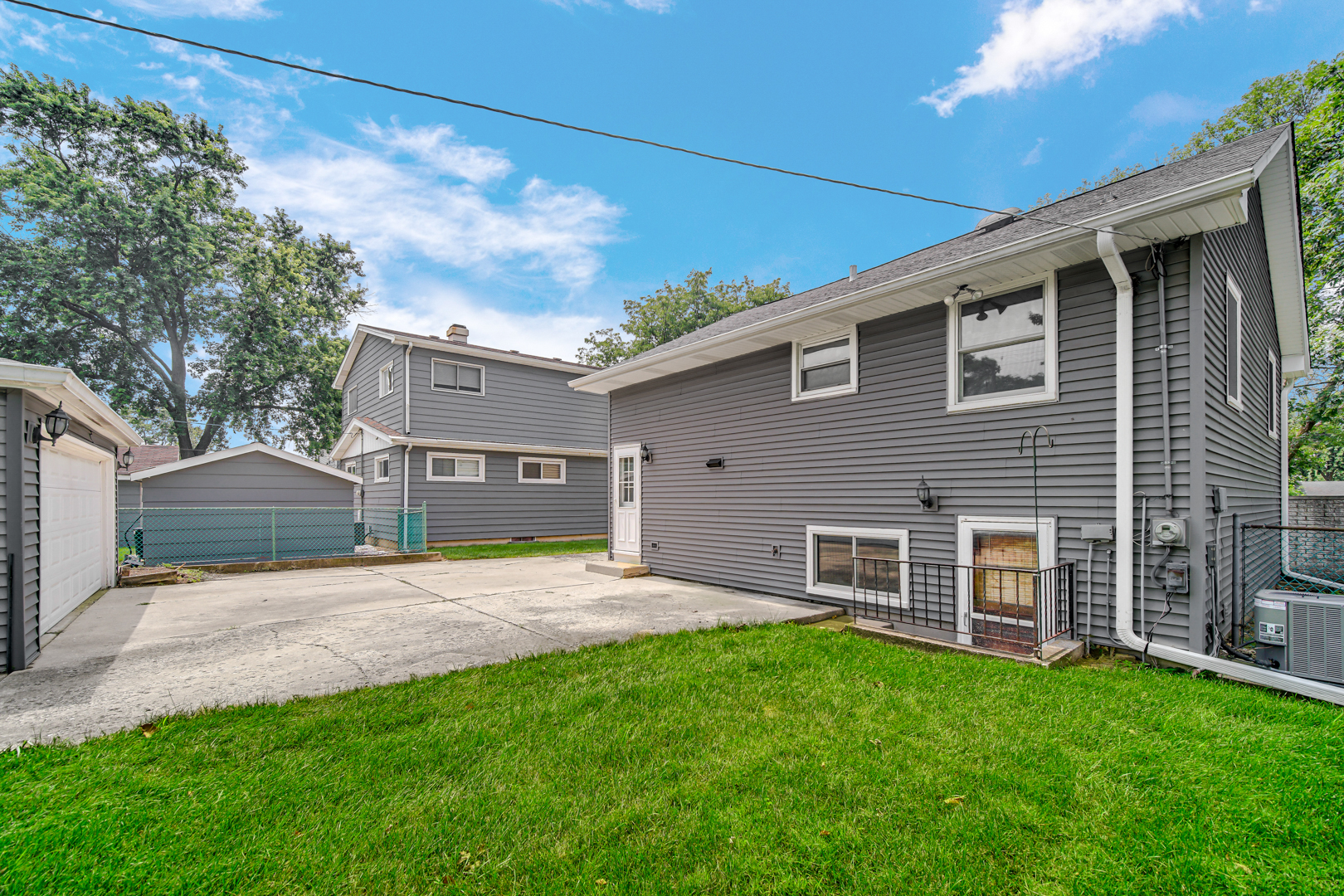 3909 Williams Street, Downers Grove, IL 60515