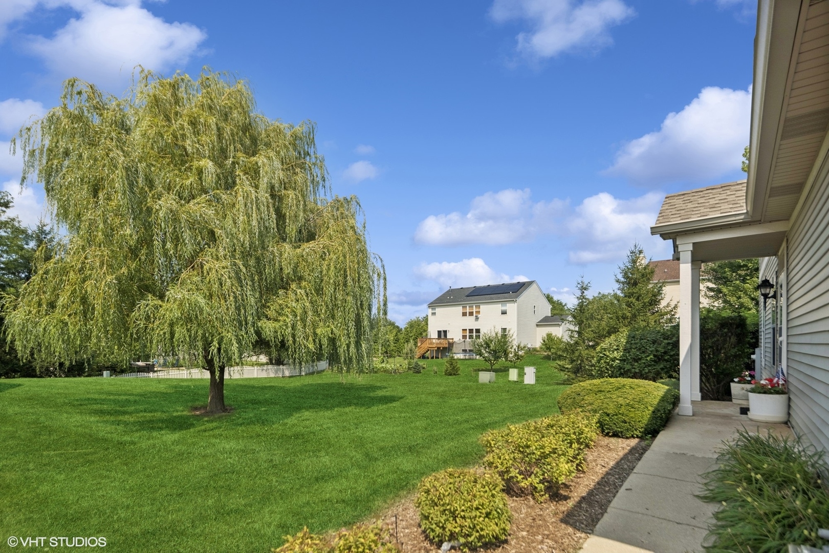 1648 Fredericksburg Lane, Aurora, IL 60503