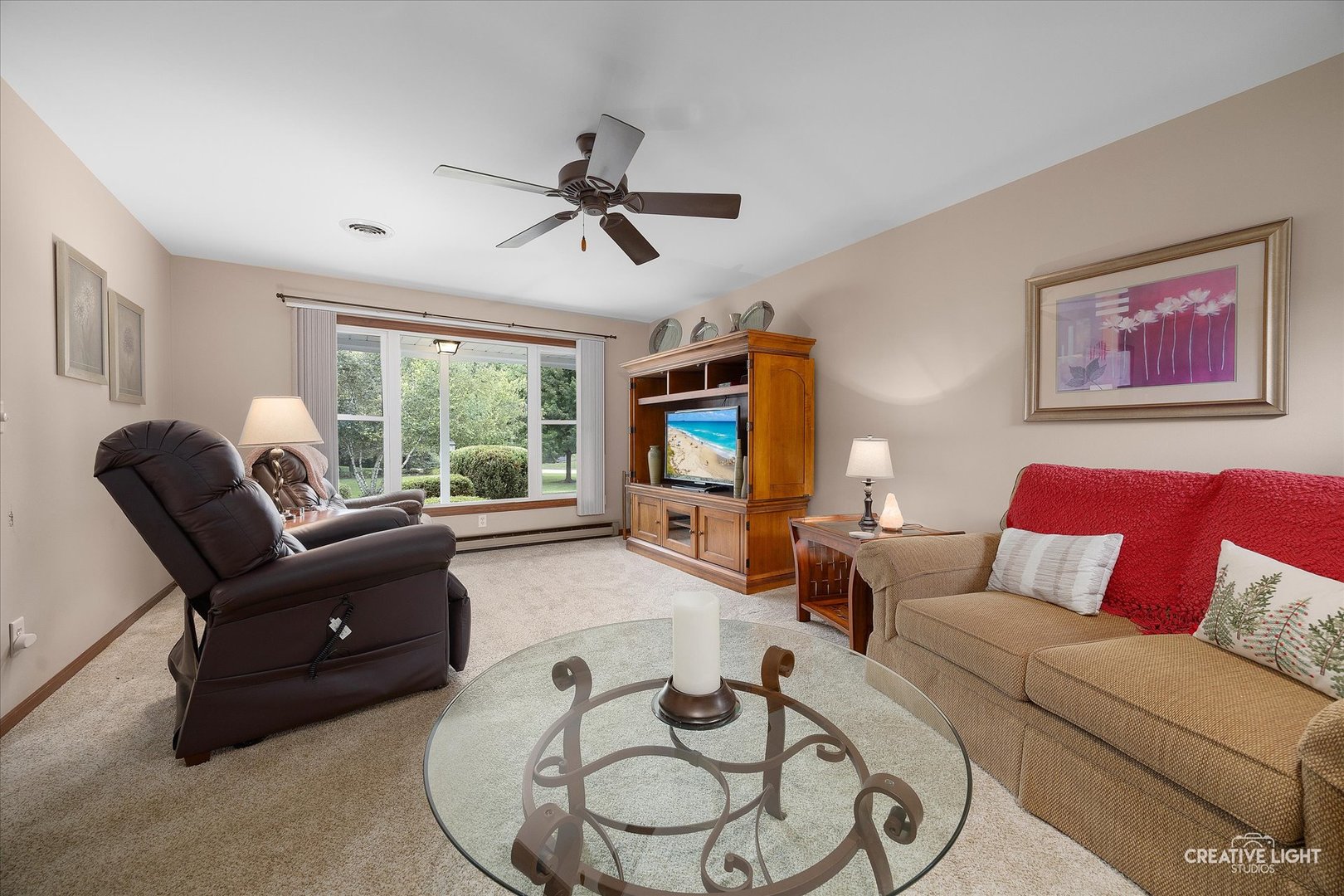 105 E Oak Knoll Drive, Hinckley, IL 60520