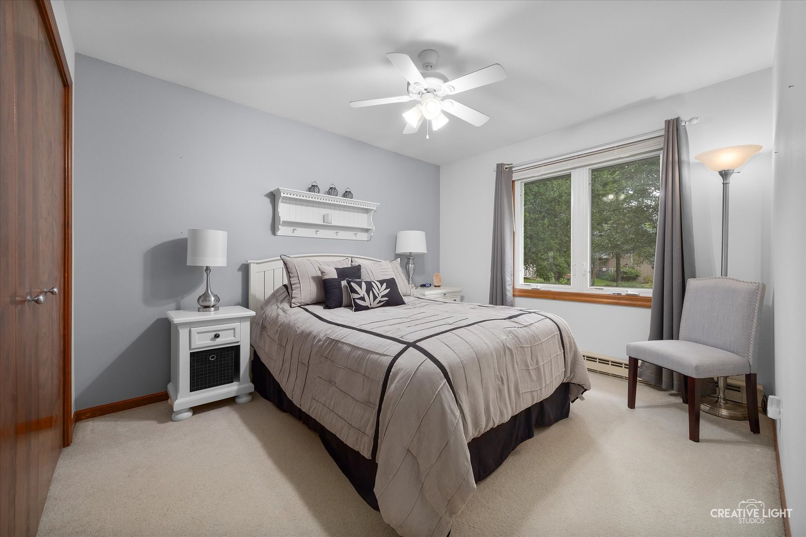 105 E Oak Knoll Drive, Hinckley, IL 60520