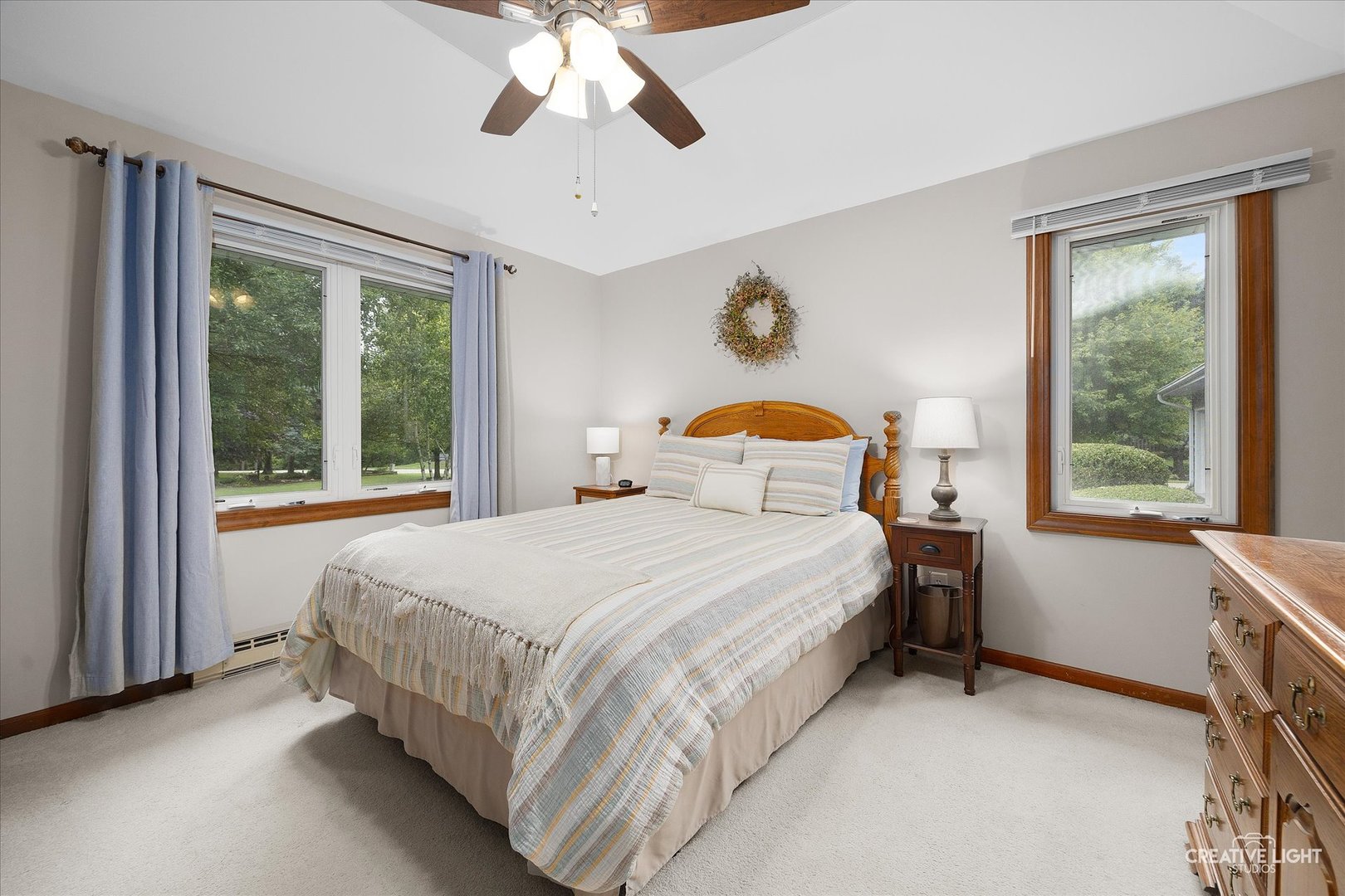 105 E Oak Knoll Drive, Hinckley, IL 60520