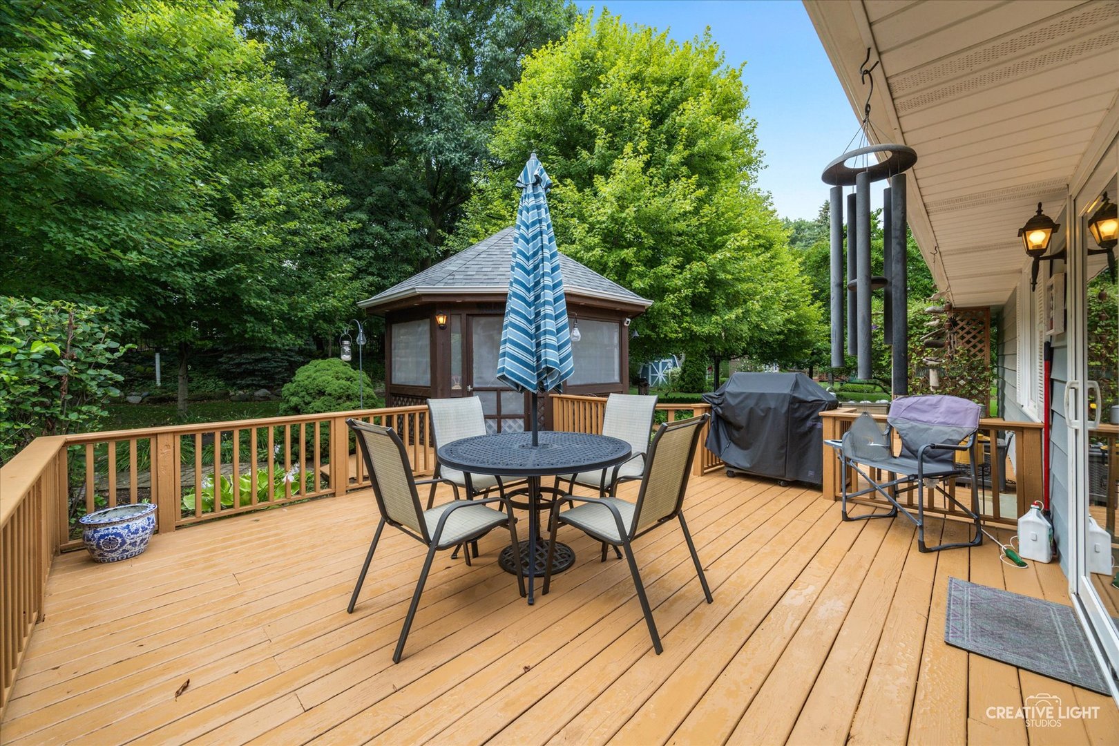 105 E Oak Knoll Drive, Hinckley, IL 60520